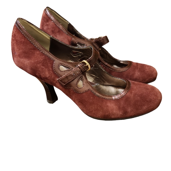 Soft Suede Heels - Picture 1 of 5